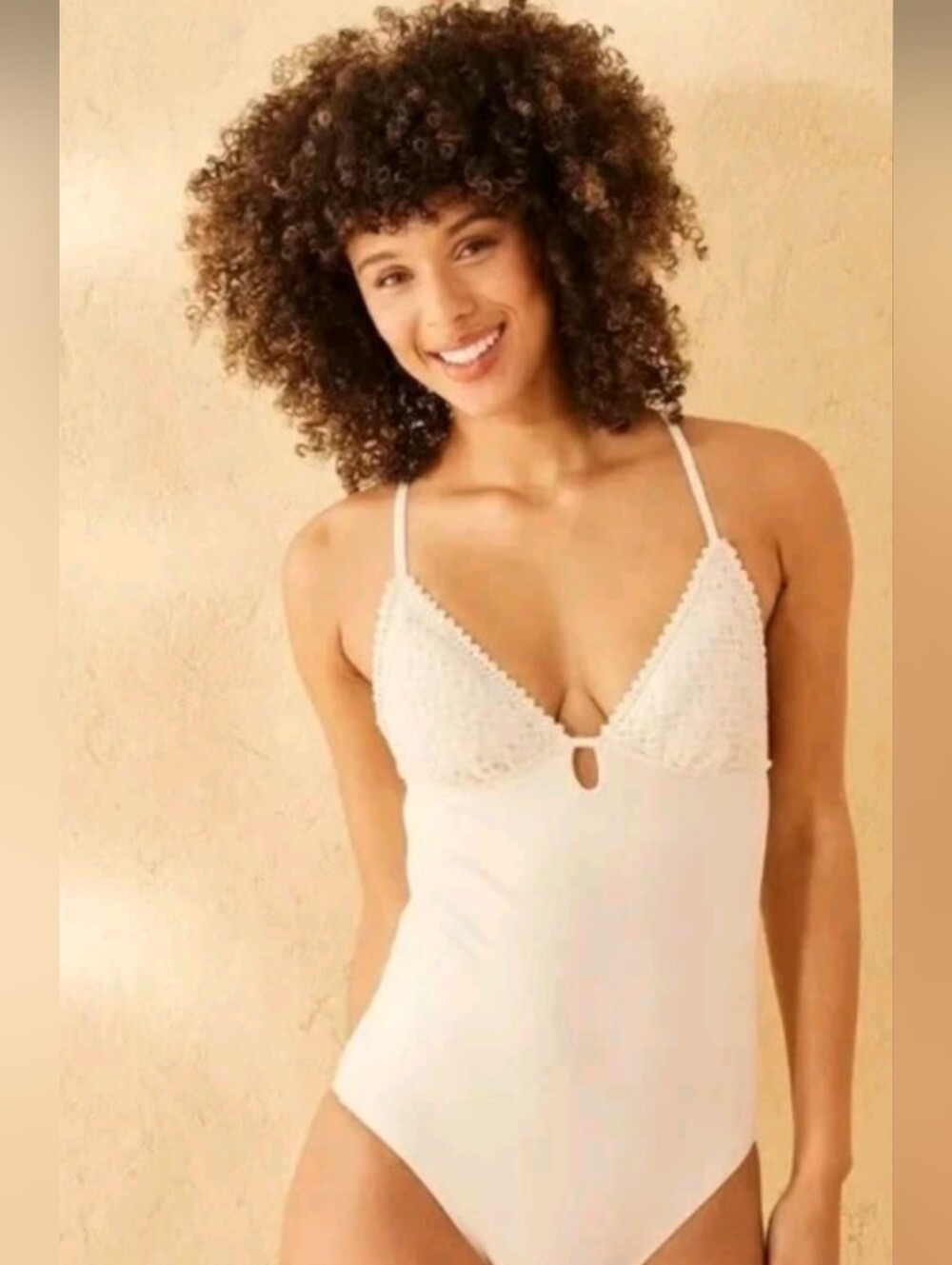 NWT Boho White Crochet Cup Crossback One-Piece Swimsuit Women's Shade & Shore